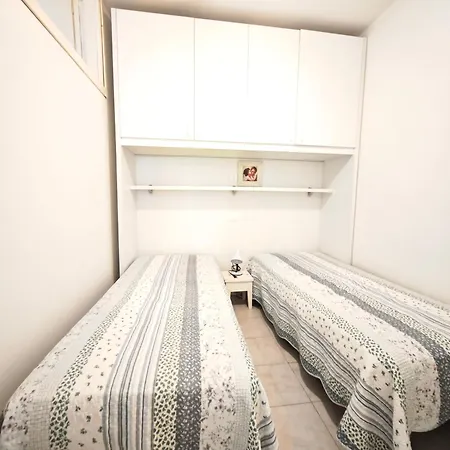 Cam Apartmán
